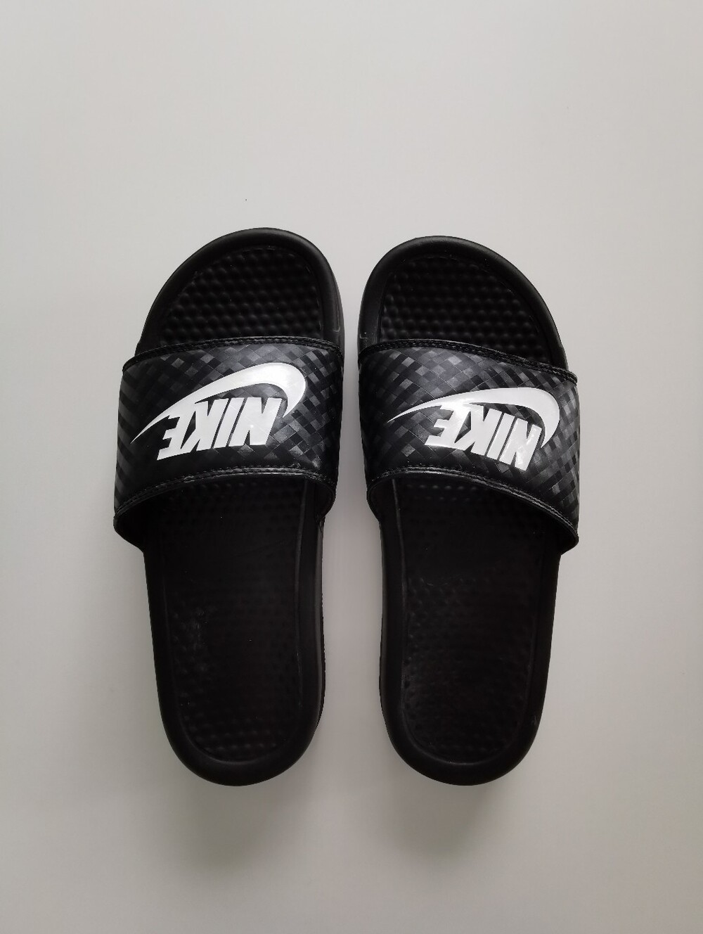 Nike Benassi "Just Do It." Black And White Logo Women Slides